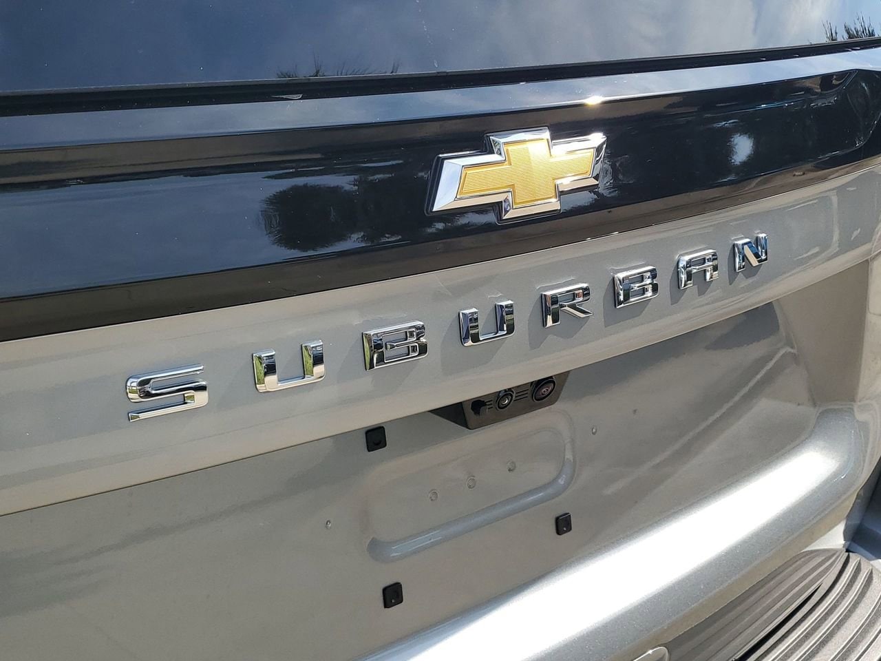 2026 Chevrolet Suburban High Country - Photo 6
