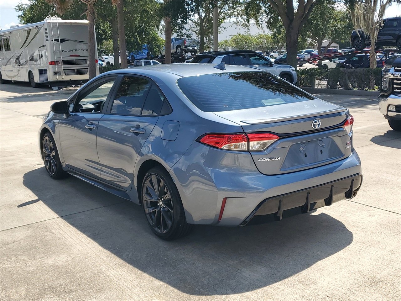 2025 Toyota Corolla Hybrid LE photo 3