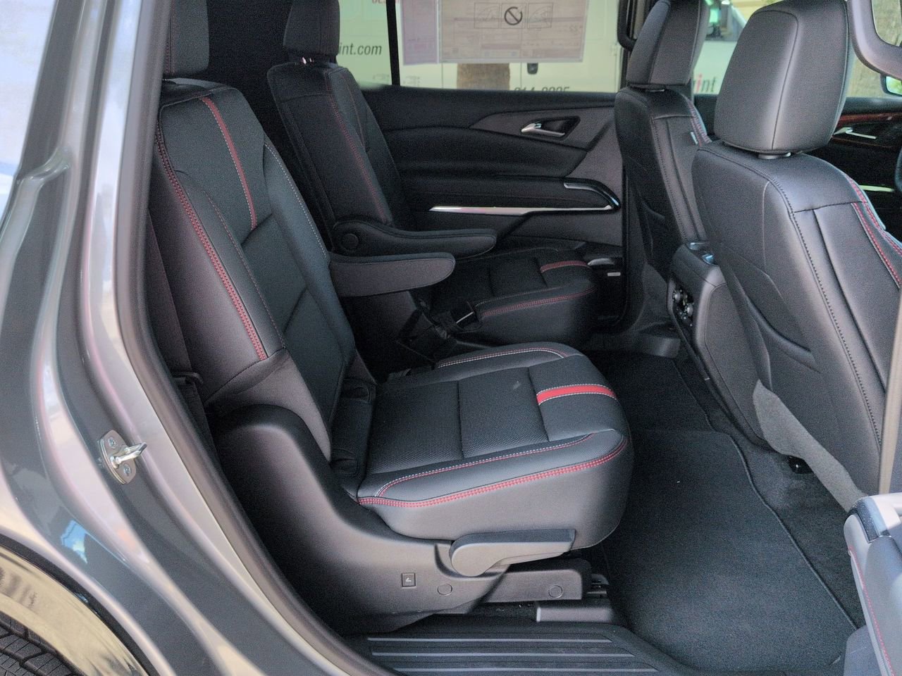 2026 Chevrolet Traverse RS - Photo 24
