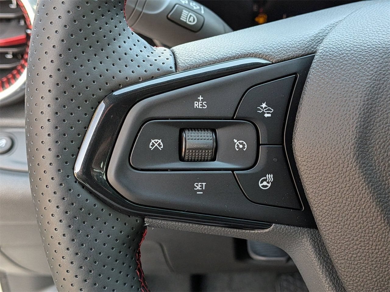 2026 Chevrolet Trax RS - Photo 11