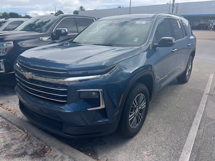 2025 Chevrolet Traverse LT SUV