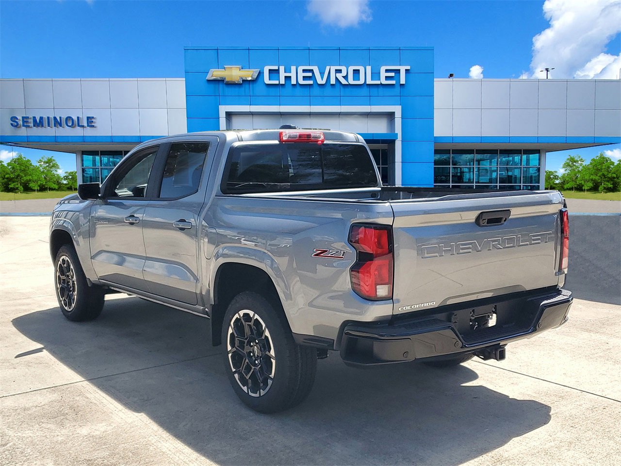 2026 Chevrolet Colorado Z71 photo 3