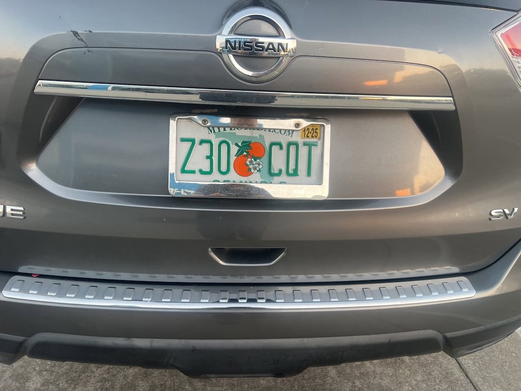 Used 2015 Nissan Rogue SV SUV