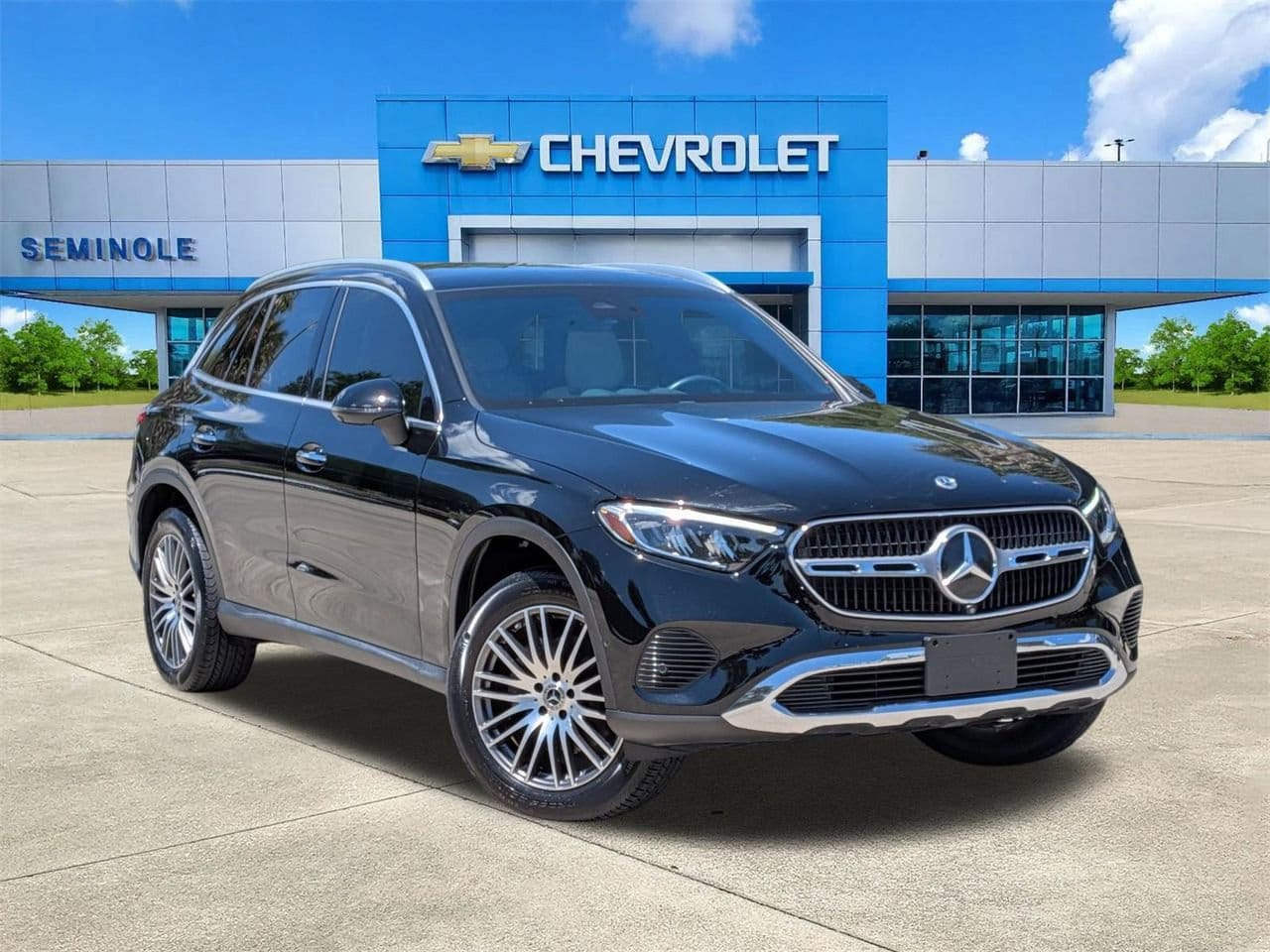 2023 Mercedes-Benz GLC