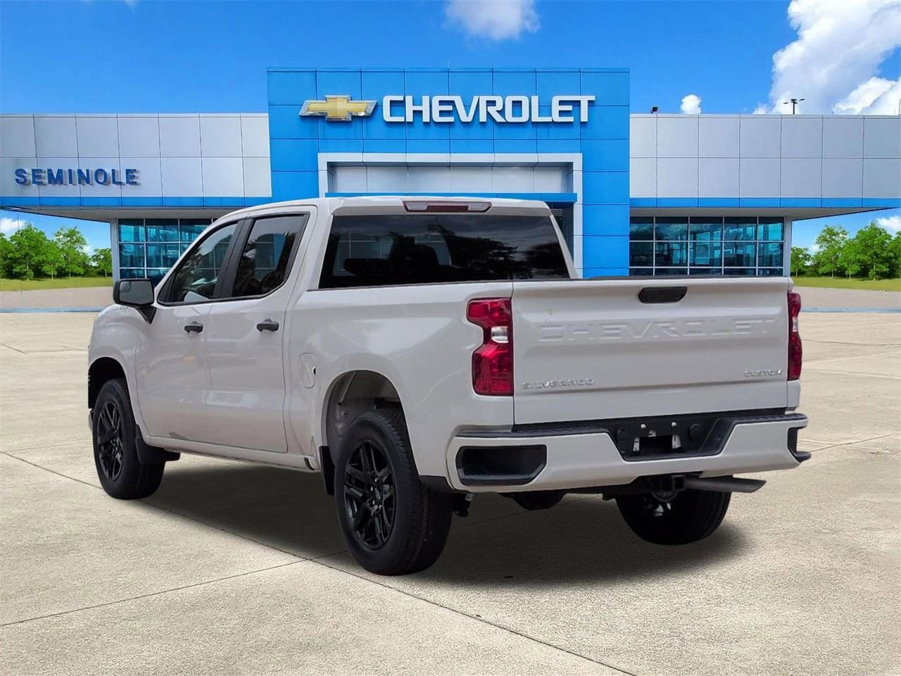 View vehicle photo 3