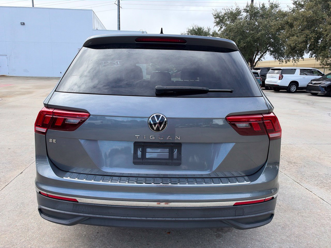 Used 2023 Volkswagen Tiguan SE SUV
