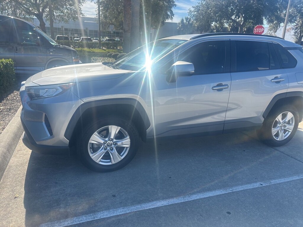 Used 2021 Toyota RAV4 XLE SUV