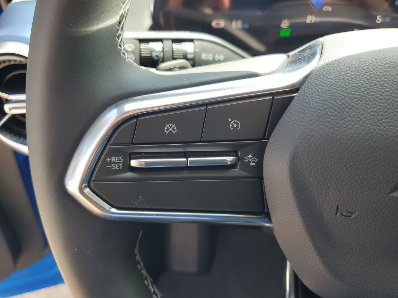 2025 Chevrolet Equinox EV LT - Photo 20