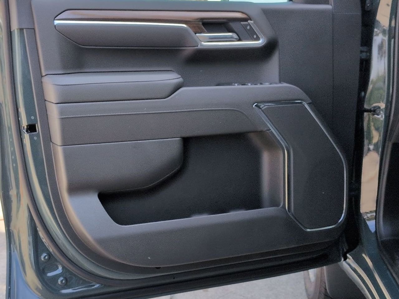 2026 Chevrolet Silverado 1500 LT - Photo 7