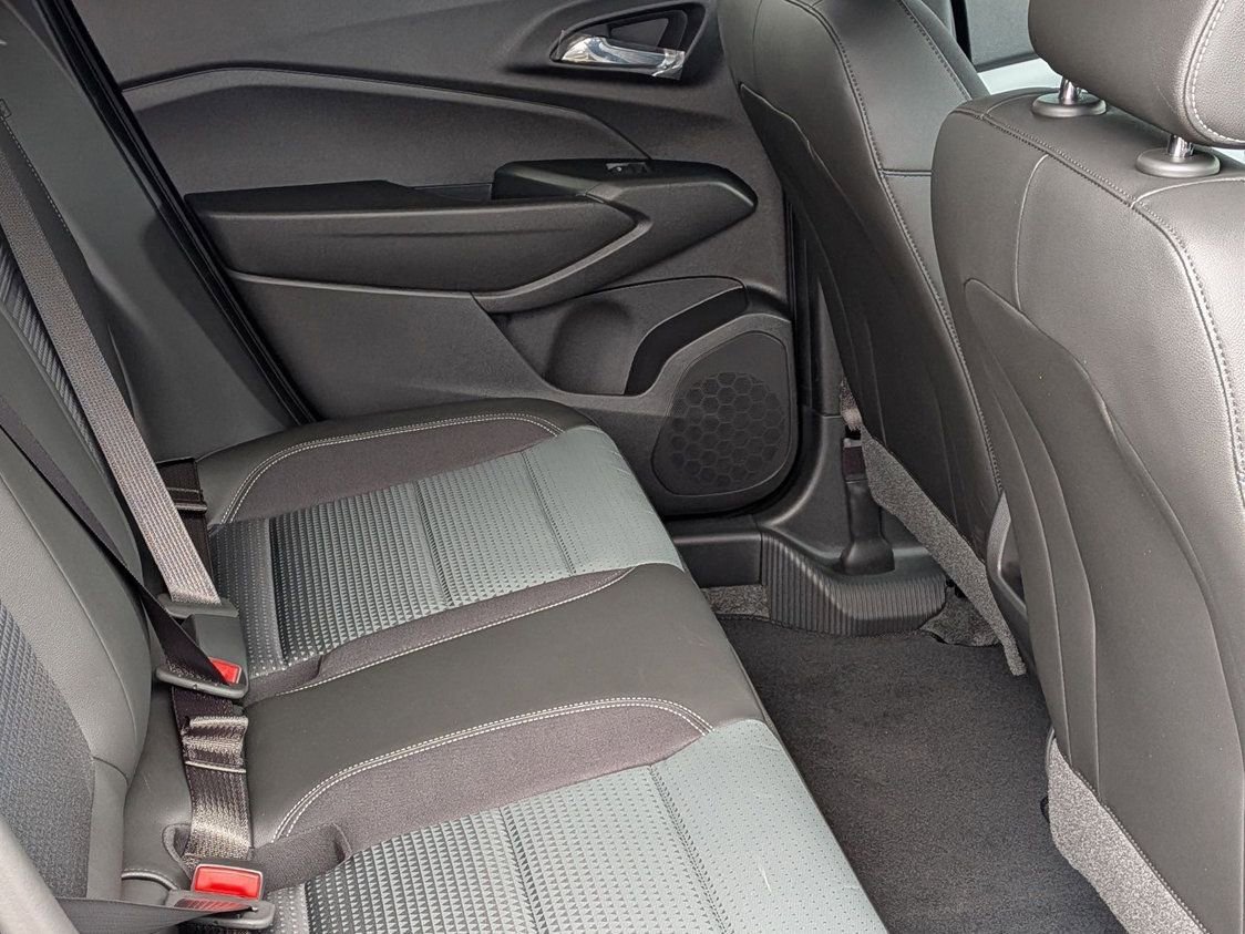 2026 Chevrolet Trax LT - Photo 25