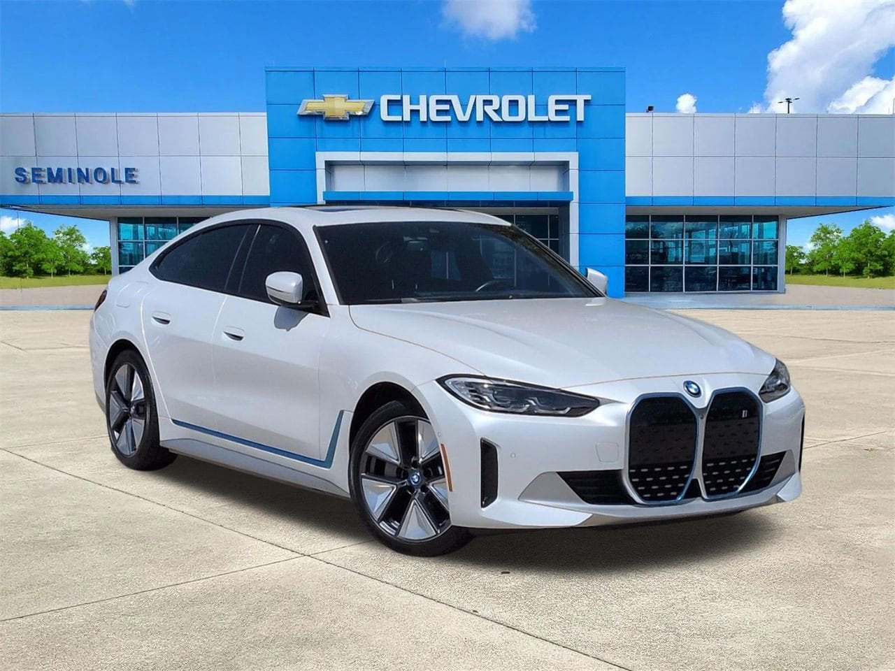 2023 BMW i4 eDrive35's photo