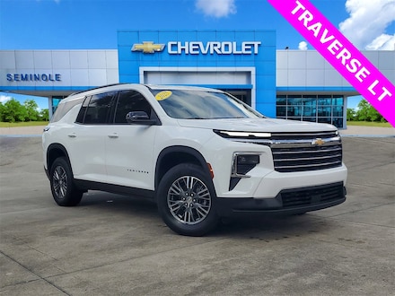 2025 Chevrolet Traverse LT SUV