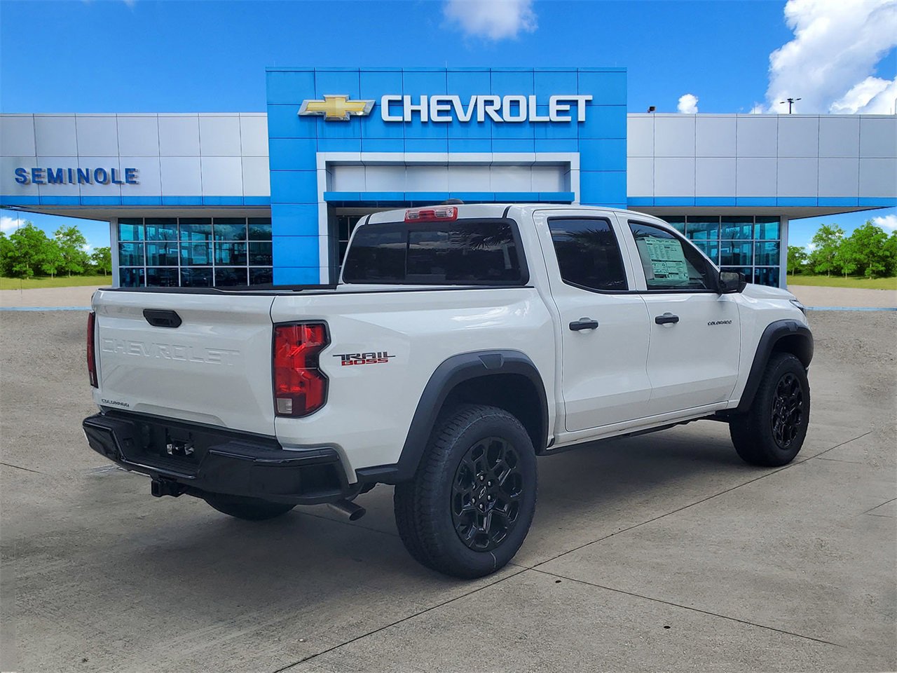 2026 Chevrolet Colorado Trail Boss photo 4
