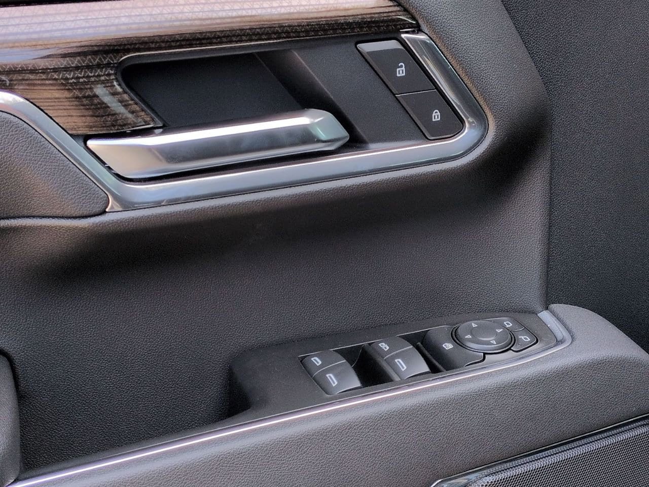 2026 Chevrolet Silverado 1500 LT - Photo 8