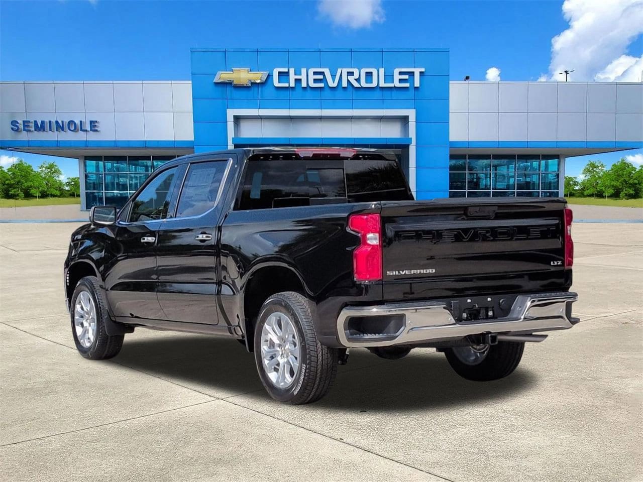 View vehicle photo 3