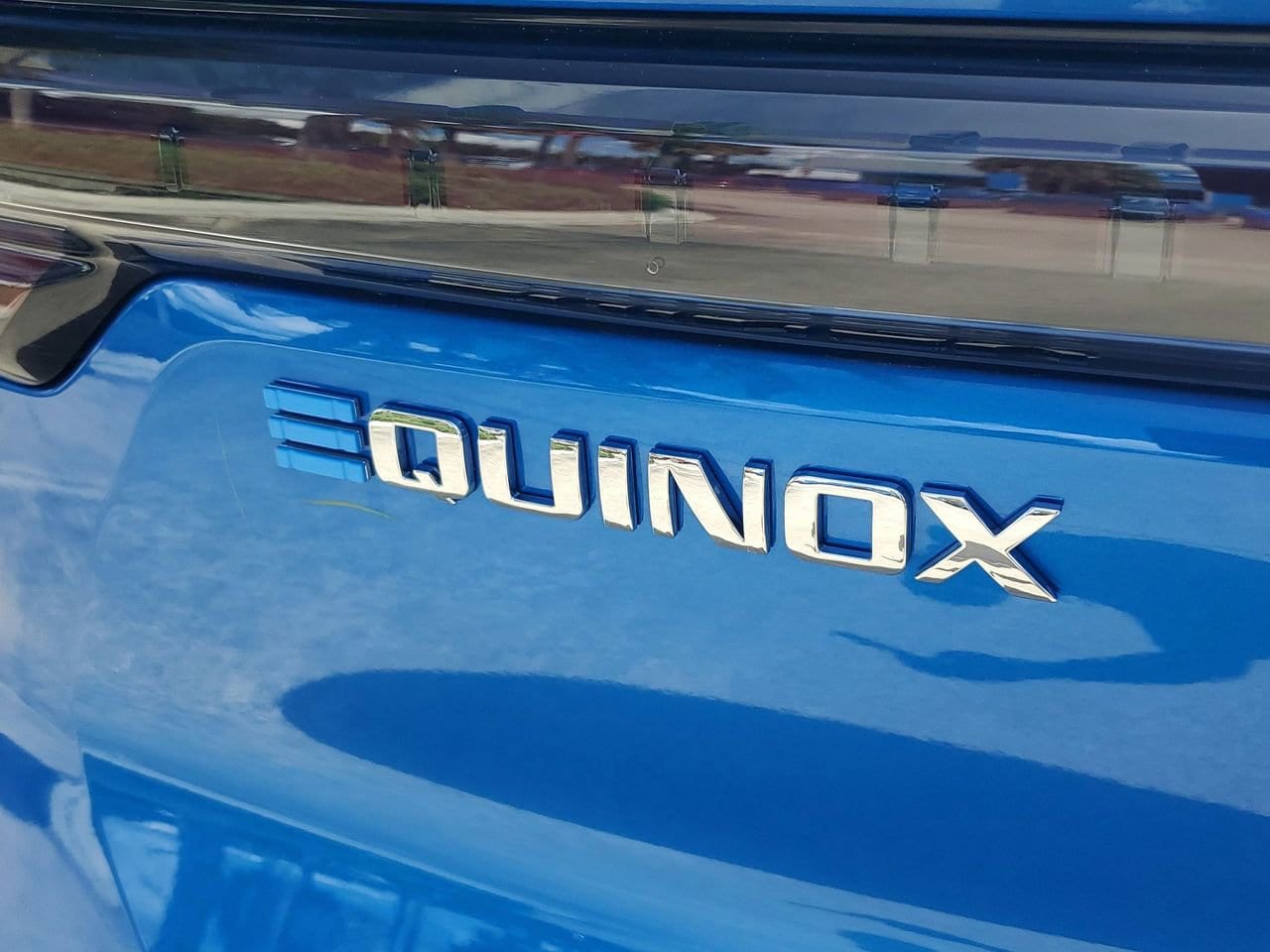 2025 Chevrolet Equinox EV LT - Photo 6