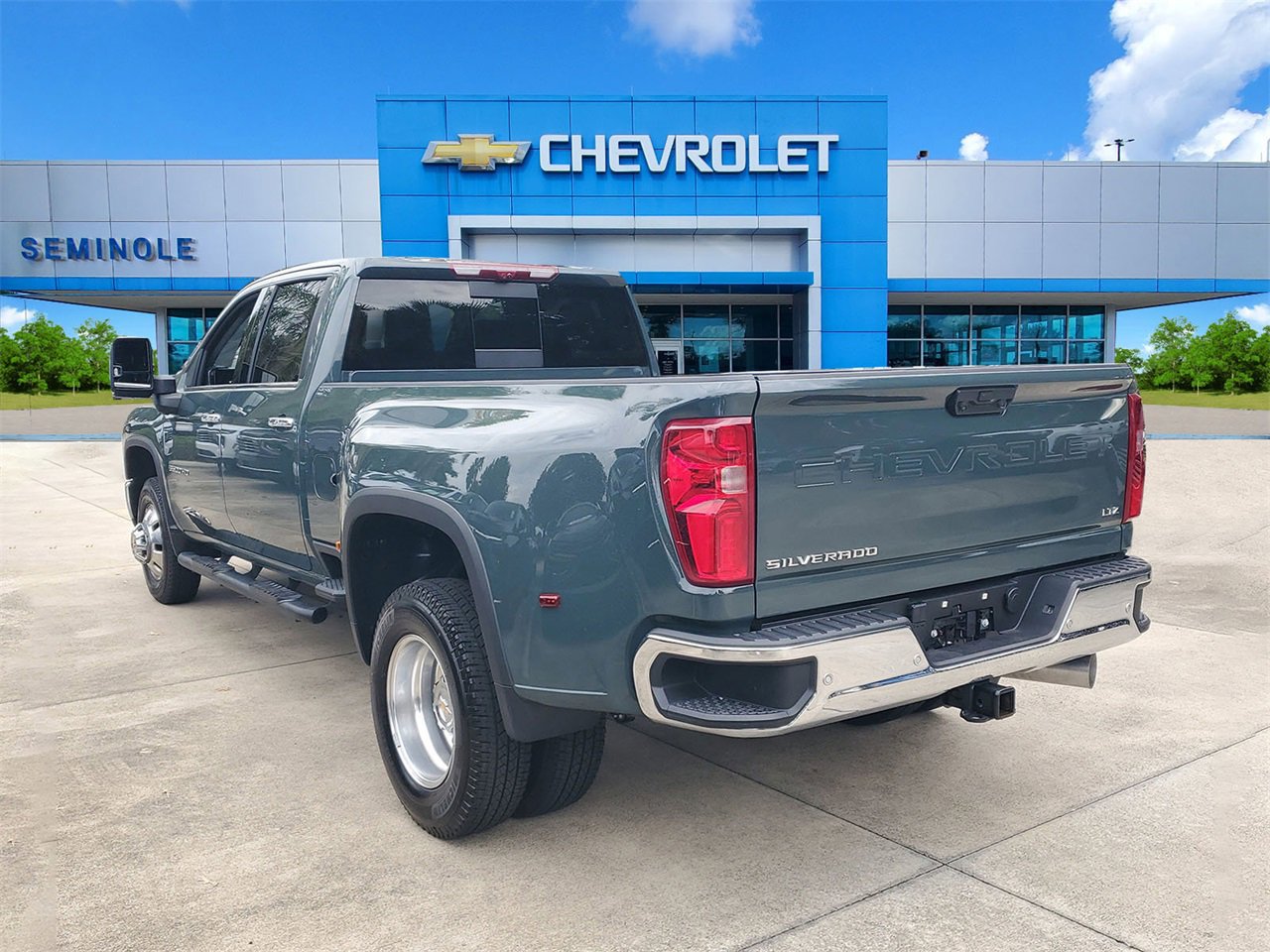 2026 Chevrolet Silverado 3500HD LTZ photo 3