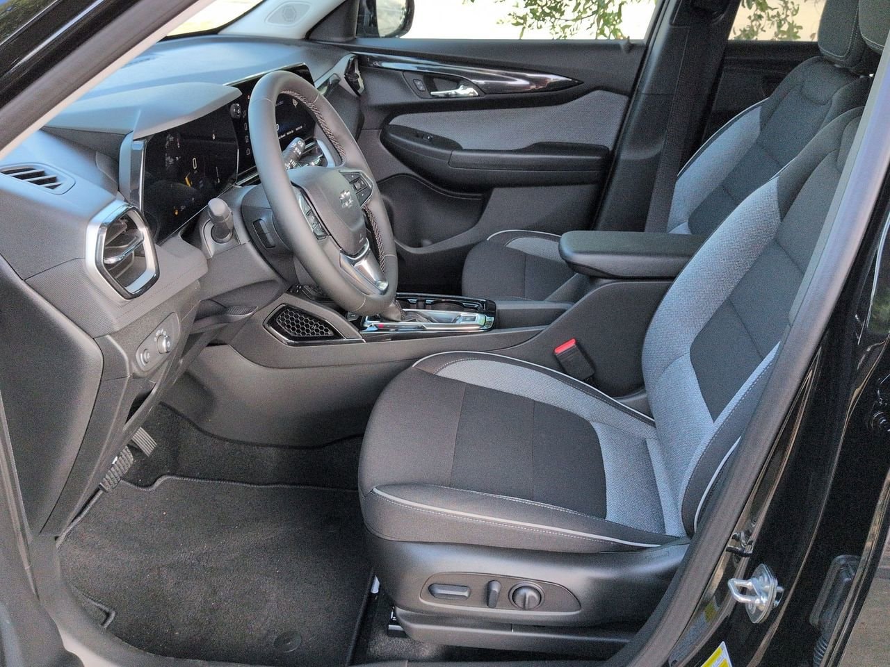 2026 Chevrolet Trailblazer LT - Photo 19
