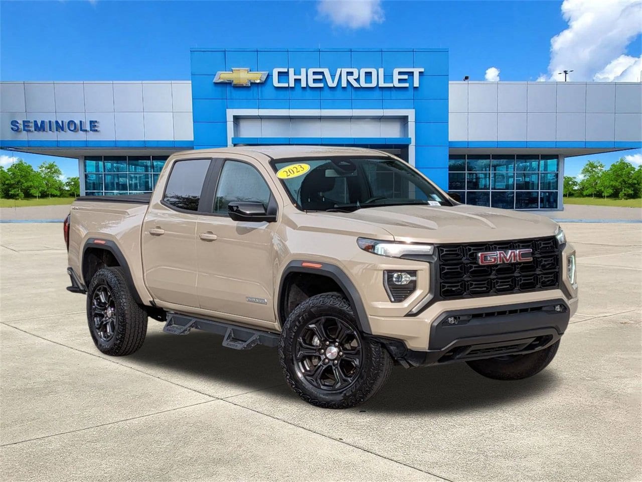 2023 GMC Canyon Elevation's photo