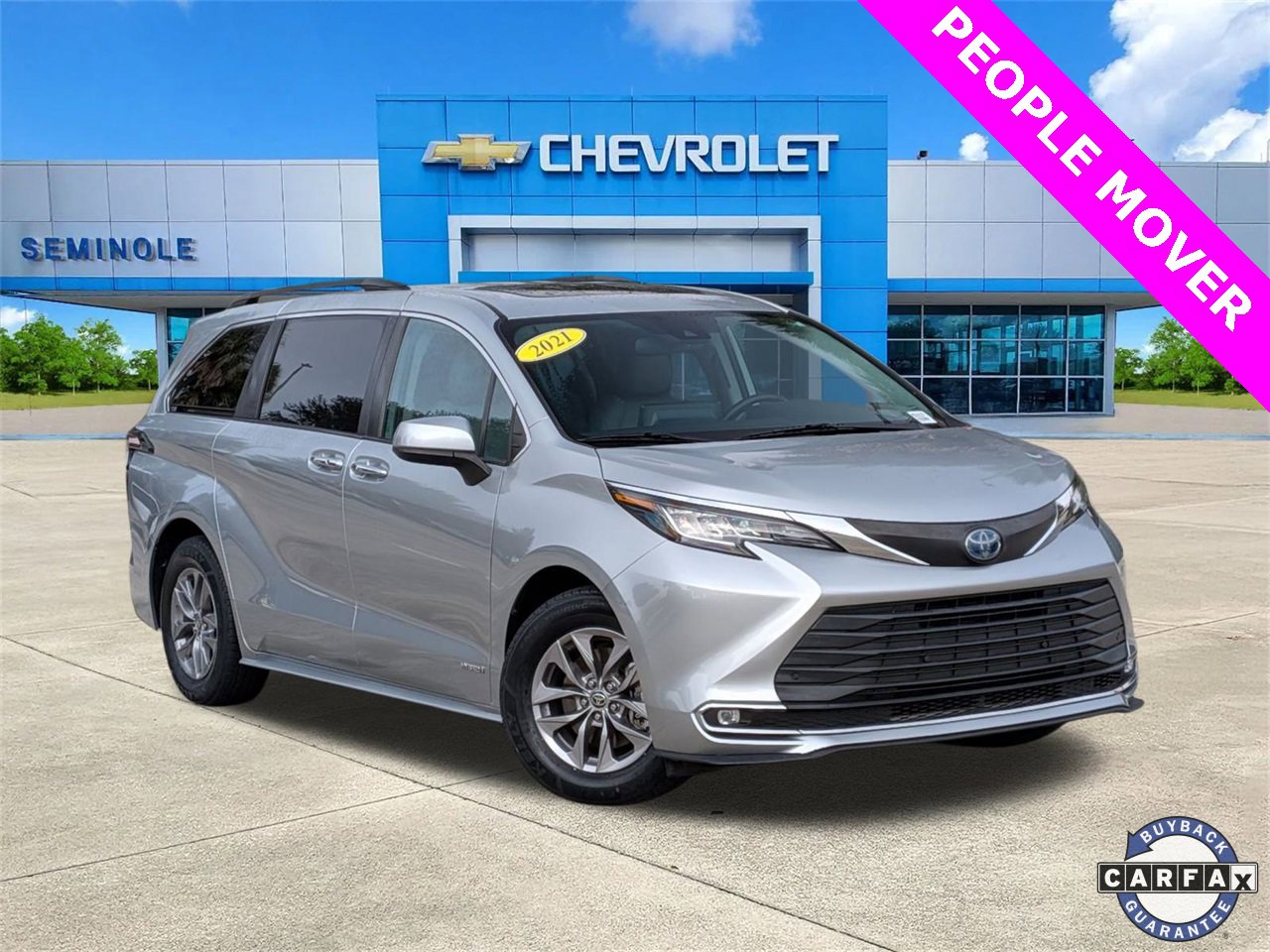Toyota Sienna XLE 7-Passenger FWD