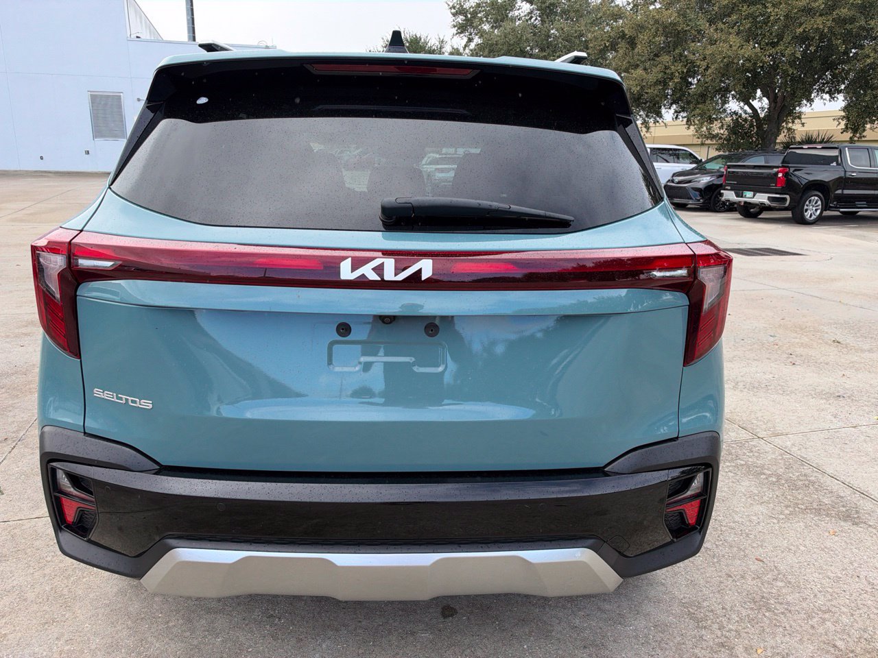 Used 2025 Kia Seltos EX SUV
