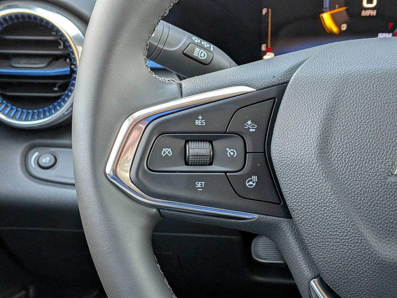 2026 Chevrolet Trax LT - Photo 11