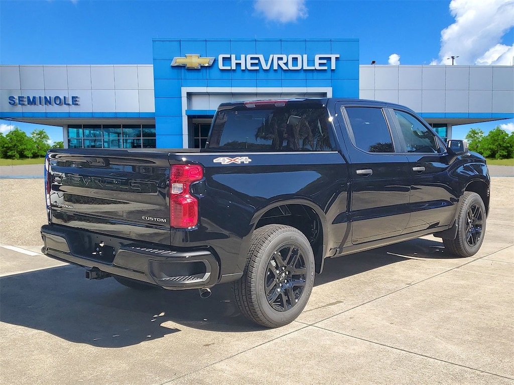 New 2026 Chevrolet Silverado 1500 Custom Truck Crew Cab