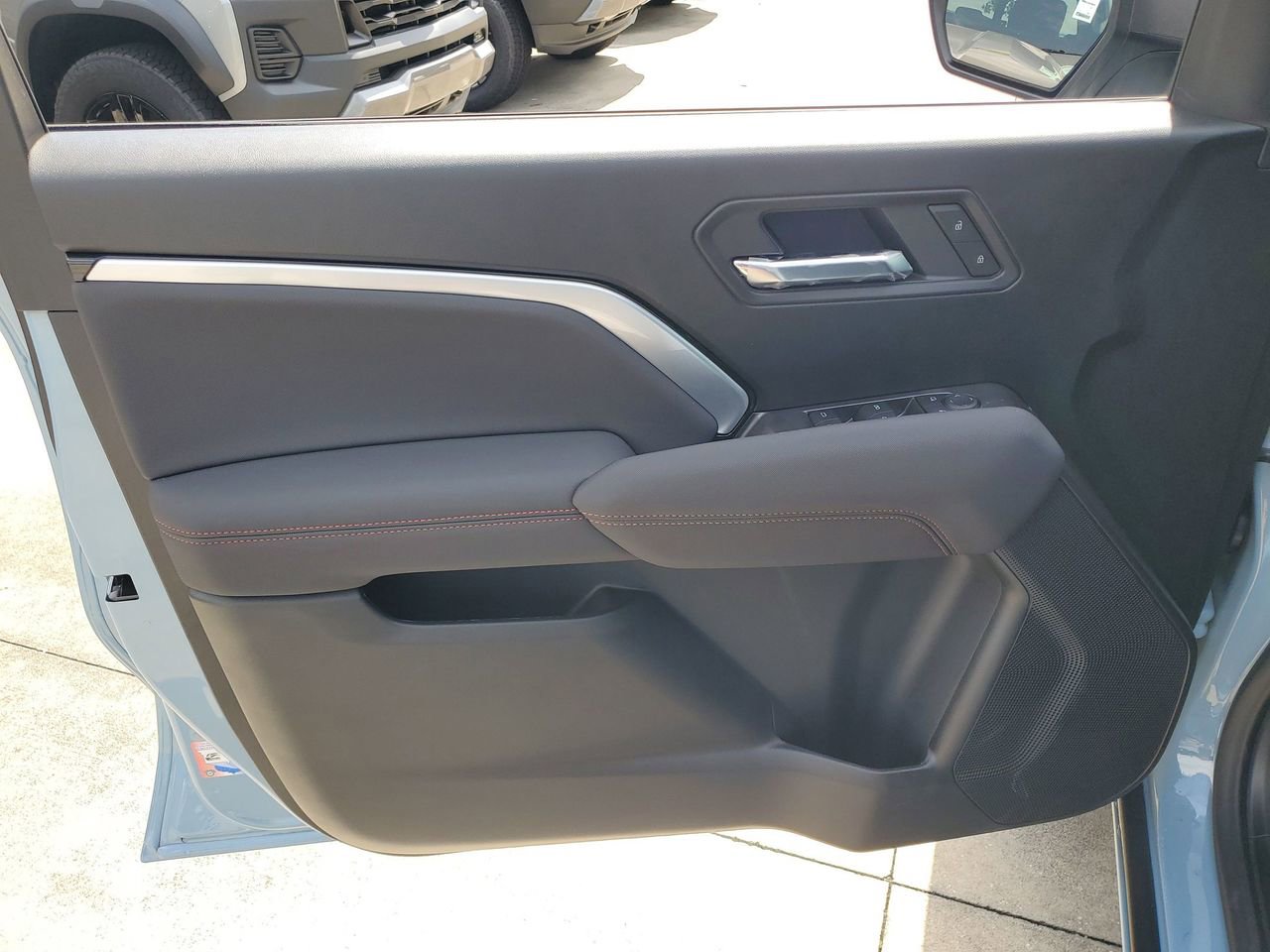 2025 Chevrolet Colorado Z71 - Photo 13