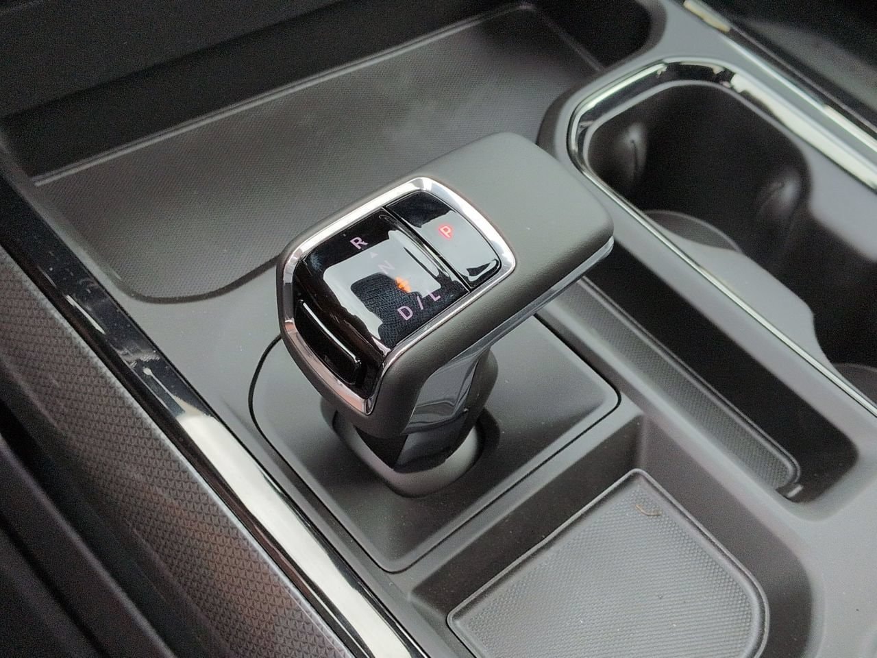 2026 Chevrolet Silverado 1500 ZR2 - Photo 15
