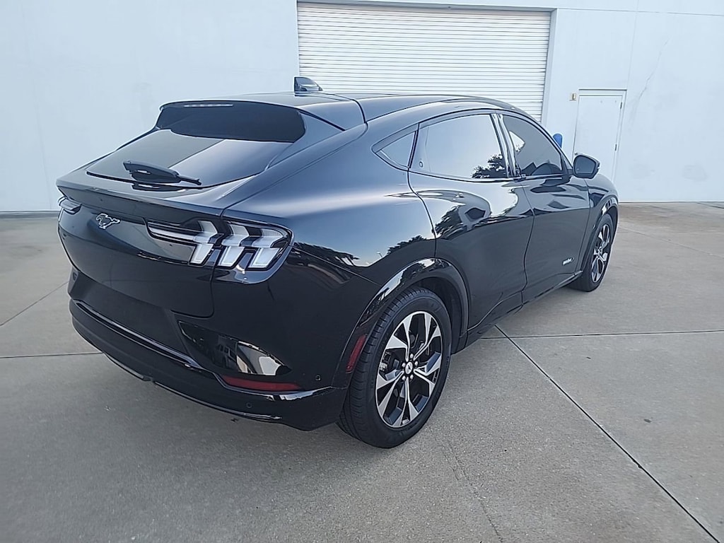 Used 2022 Ford Mustang Mach-E Premium SUV