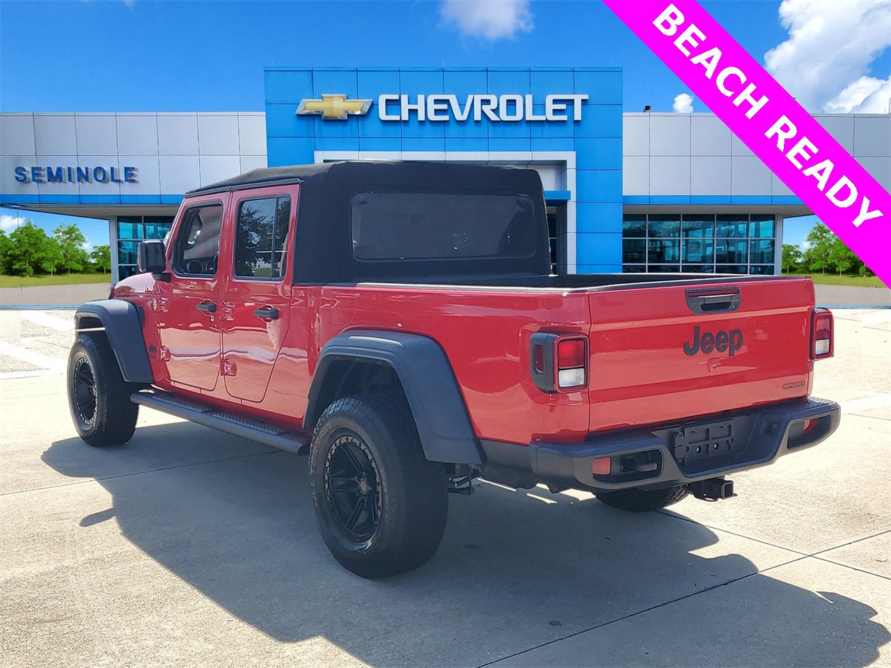 2020 Jeep Gladiator Sport S photo 2