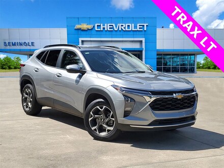 2025 Chevrolet Trax LT SUV