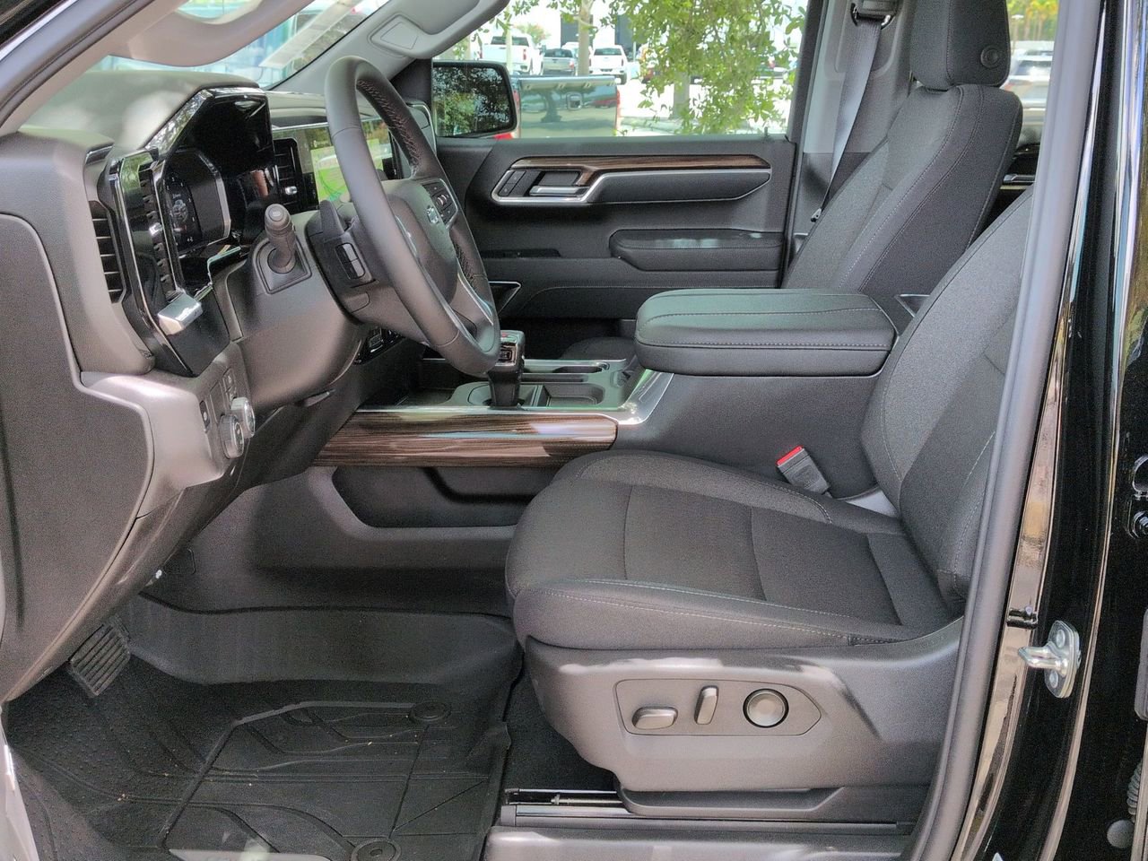 2026 Chevrolet Silverado 1500 RST - Photo 19
