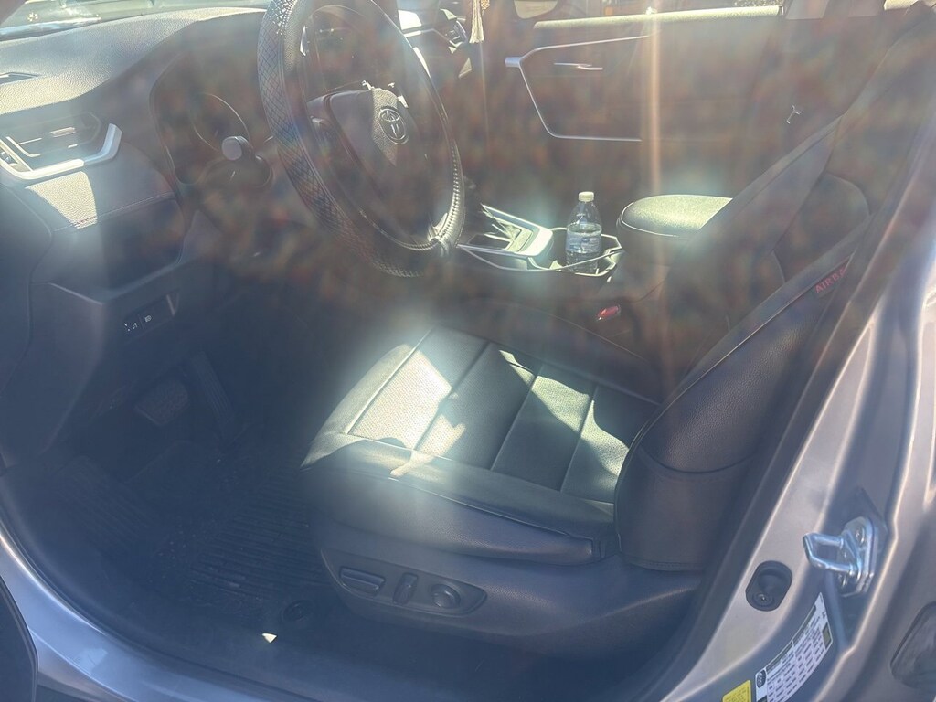 Used 2021 Toyota RAV4 XLE SUV