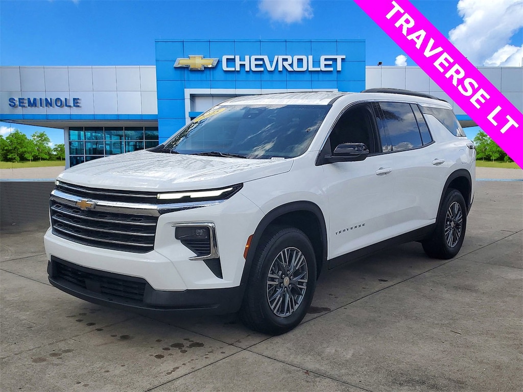 Used 2025 Chevrolet Traverse LT SUV