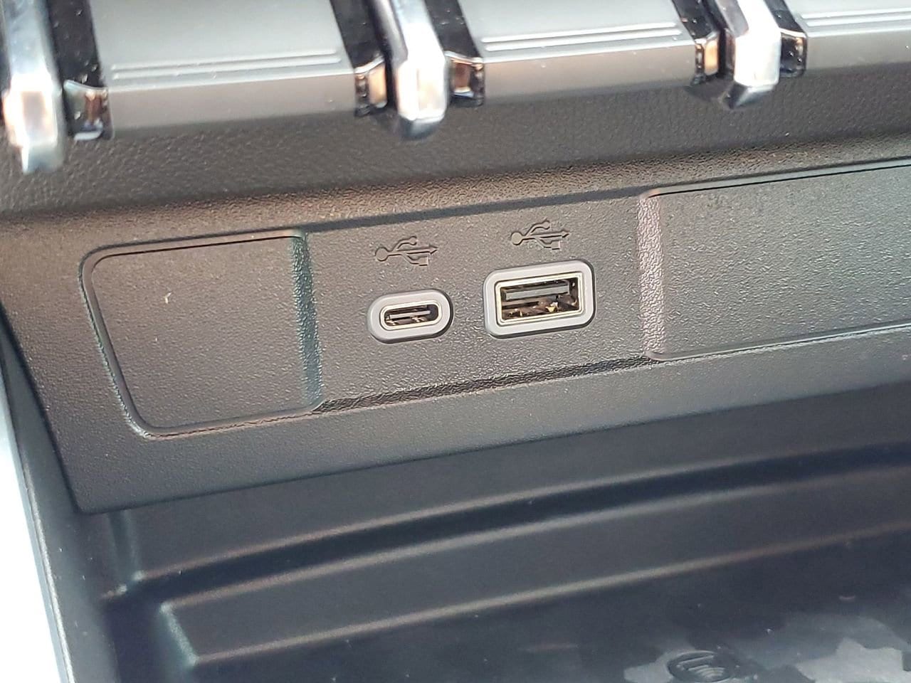 2025 Chevrolet Colorado Z71 - Photo 25