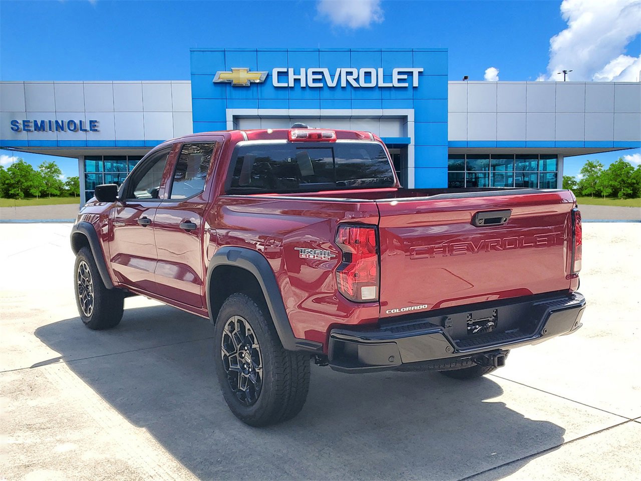2026 Chevrolet Colorado Trail Boss photo 2
