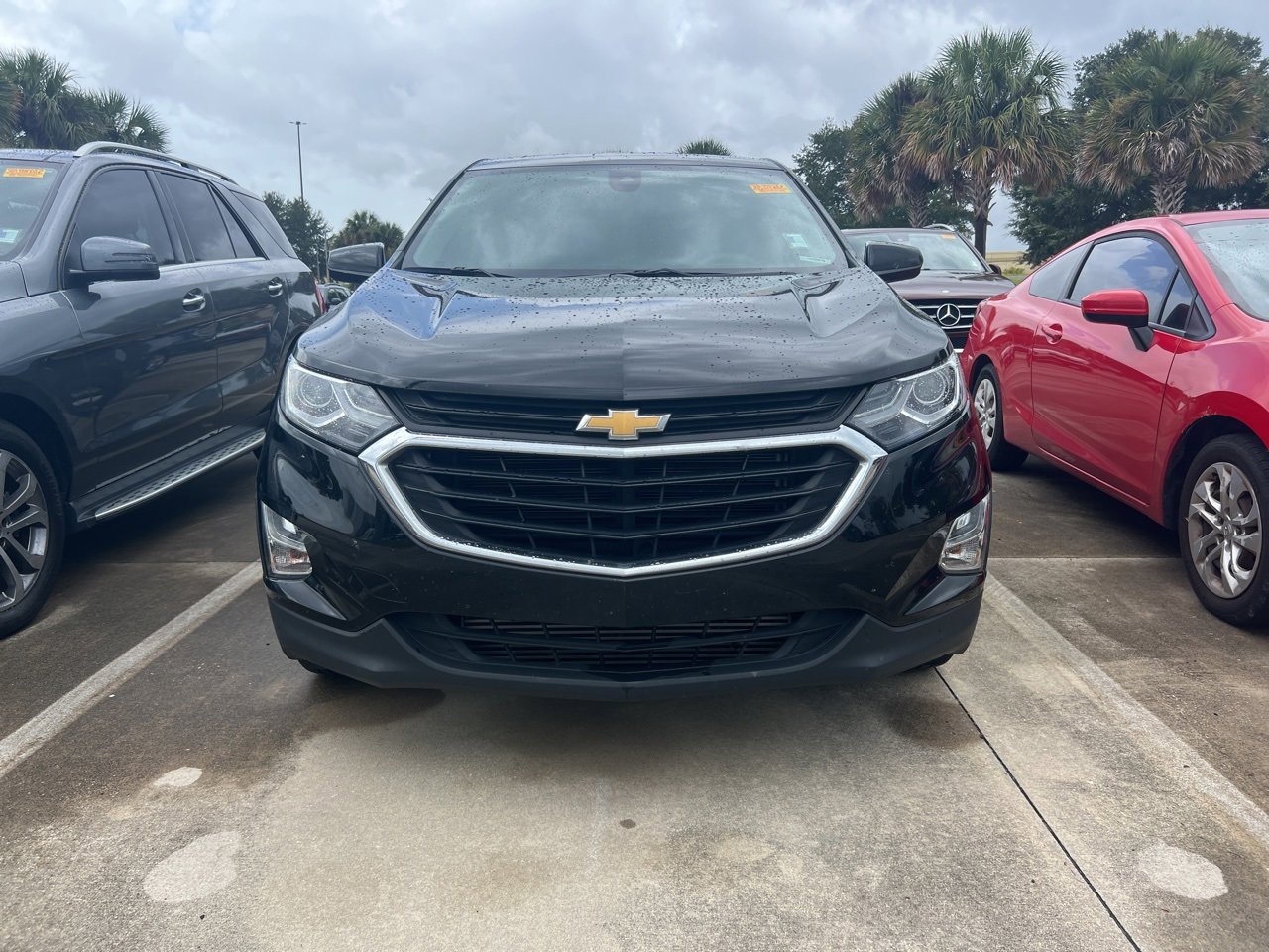 2021 Chevrolet Equinox LT photo 2