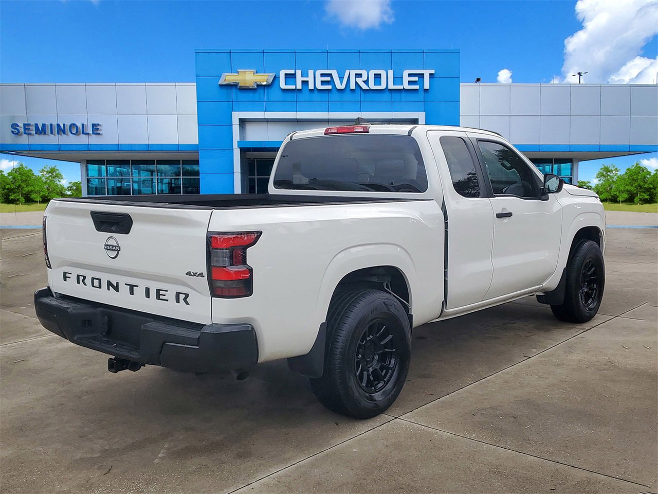 2024 Nissan Frontier S photo 4