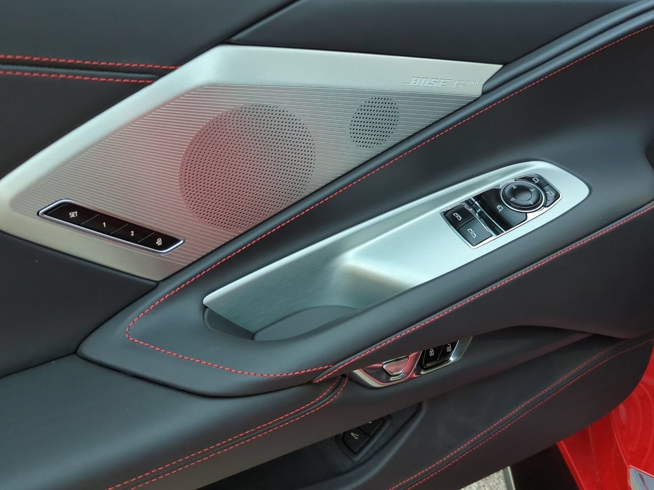 2027 Chevrolet Corvette 3LT - Photo 8