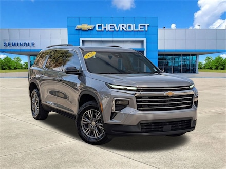 2025 Chevrolet Traverse LT SUV