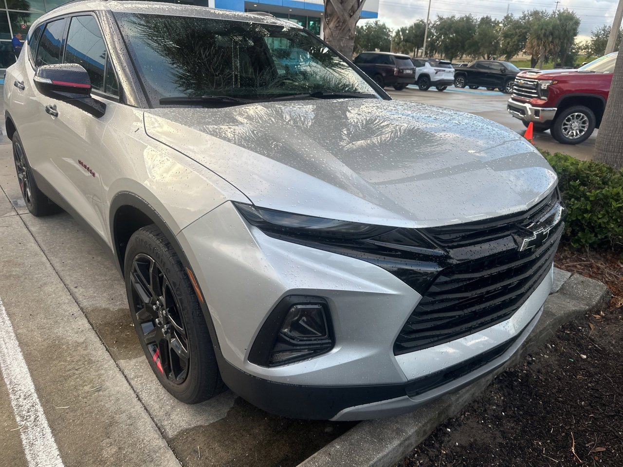 2020 Chevrolet Blazer 2LT photo 2