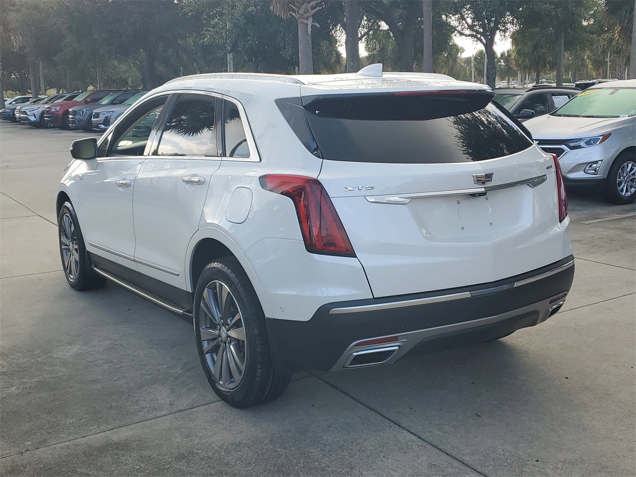 2021 Cadillac XT5 Premium Luxury photo 3
