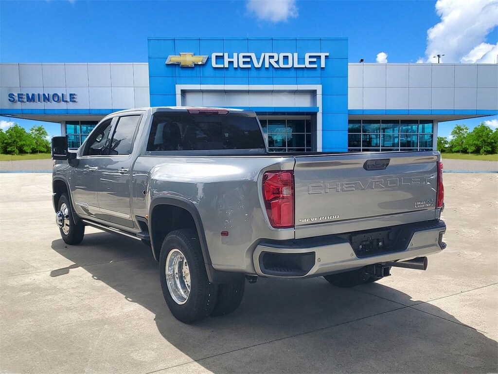 New 2026 Chevrolet Silverado 3500 HD High Country Truck Crew Cab