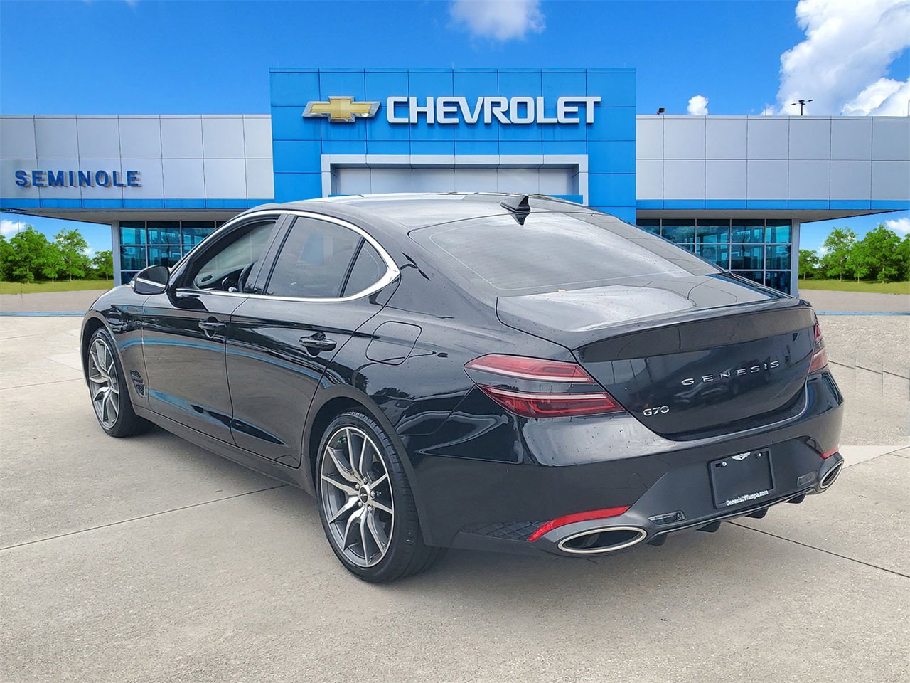 2025 Genesis G70 2.5T Sport Prestige photo 3