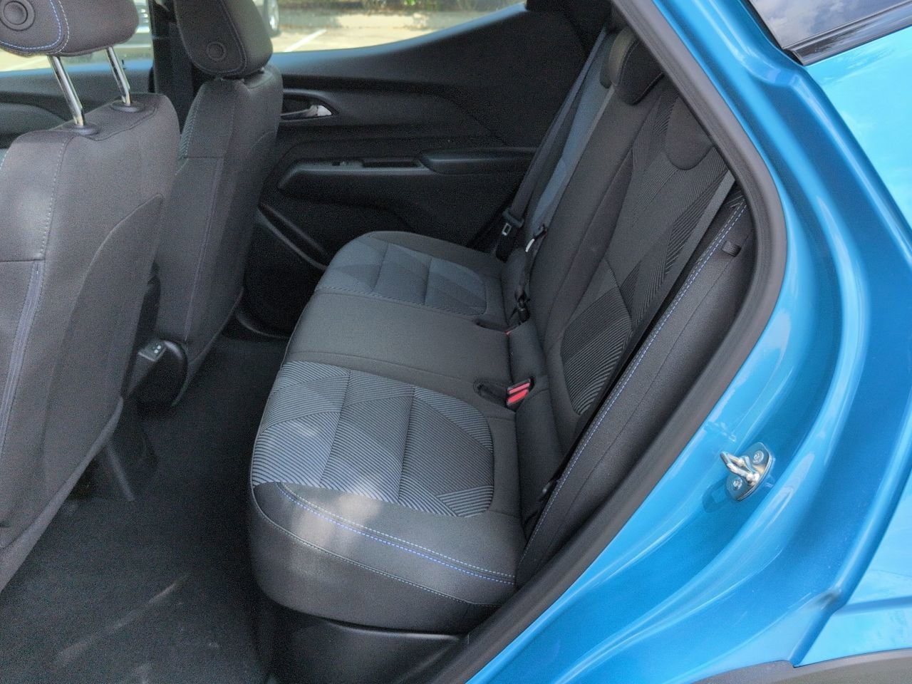 2027 Chevrolet Bolt LT - Photo 21