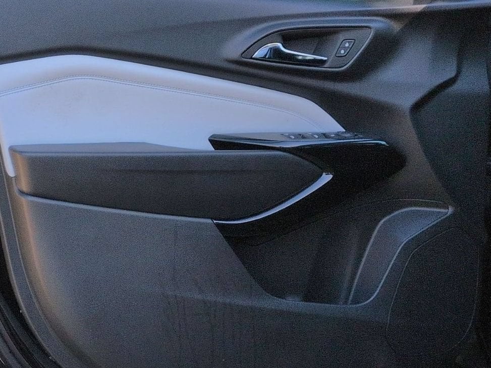 2026 Chevrolet Trax LT - Photo 8