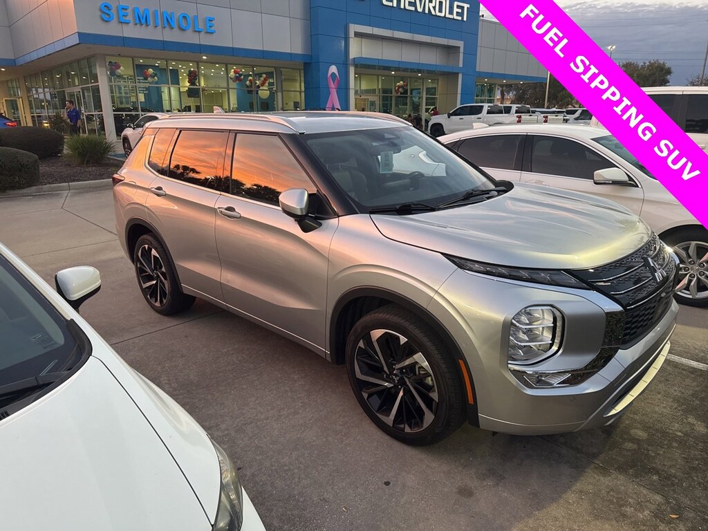 Used 2024 Mitsubishi Outlander SEL SUV