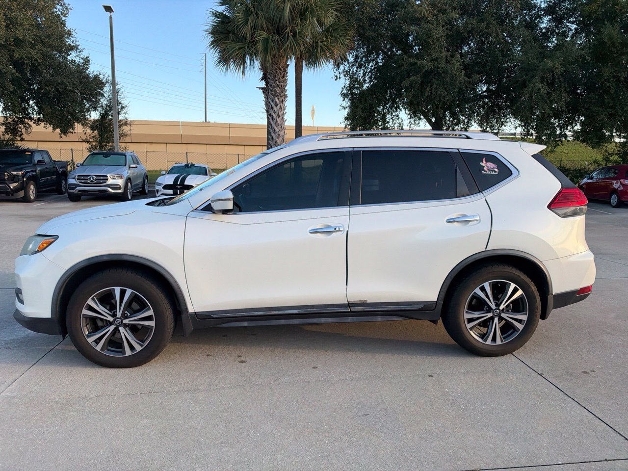 Used 2017 Nissan Rogue SL SUV