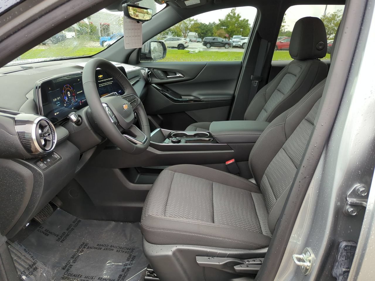 2027 Chevrolet Equinox LT - Photo 18